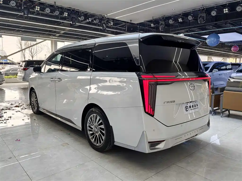 GAC Trumpchi Trumpchi M8 2023 Model Master Series 400T Ultimate Edition фото 23