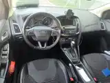 Фото 10 - Ford Focus
