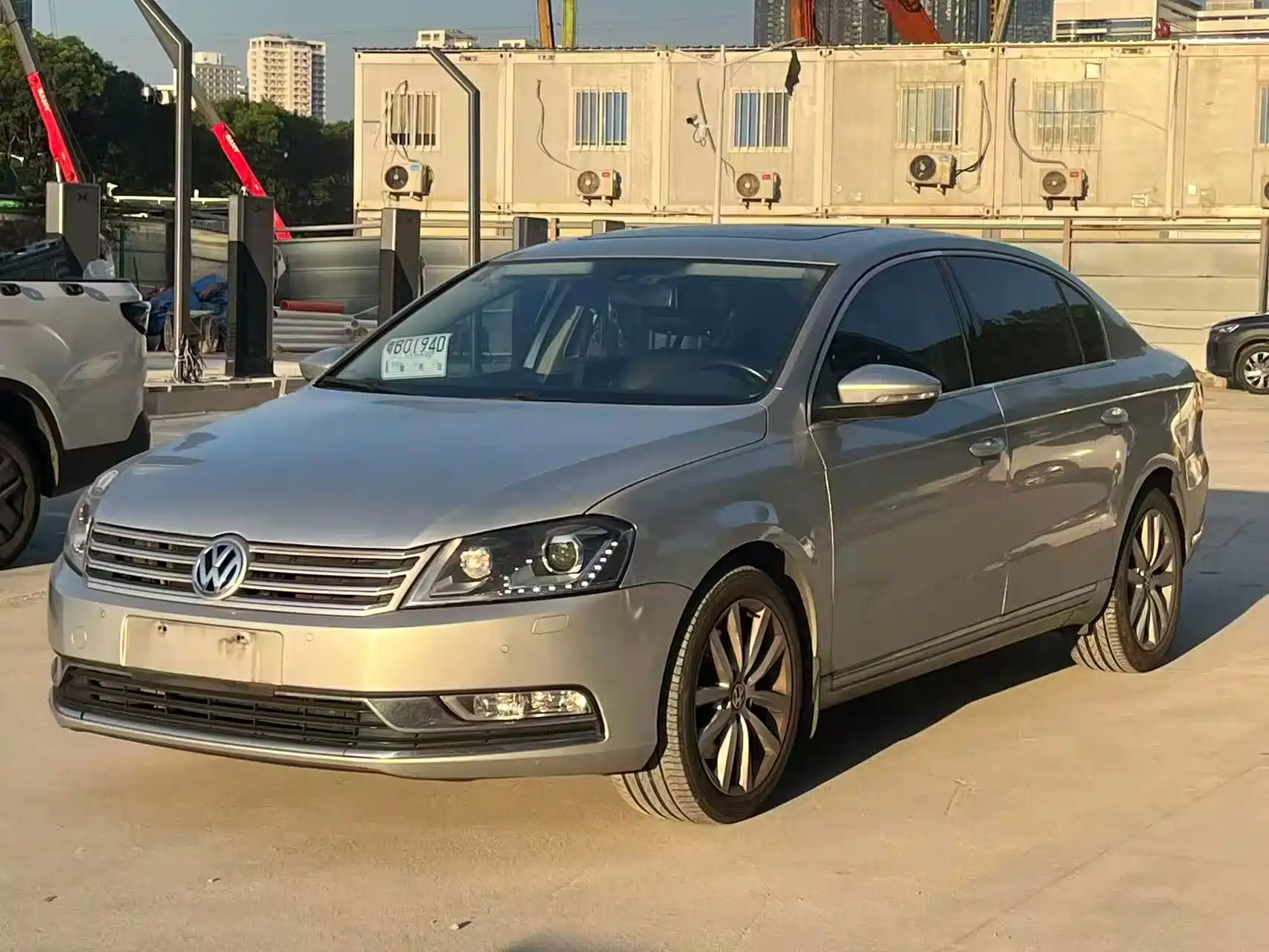 Photo 1 - Volkswagen Magotan