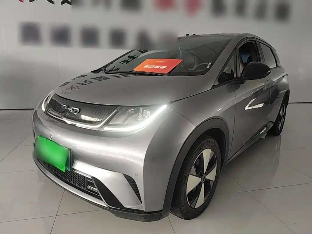 BYD Dolphin 2023