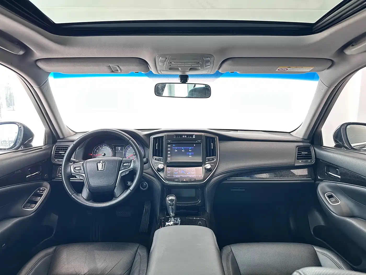 Toyota Crown 2019 2018 2.0T Fashion Edition