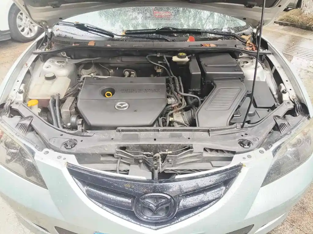 Mazda 3 2011 2010 2.0L Manual Classic Sport Model