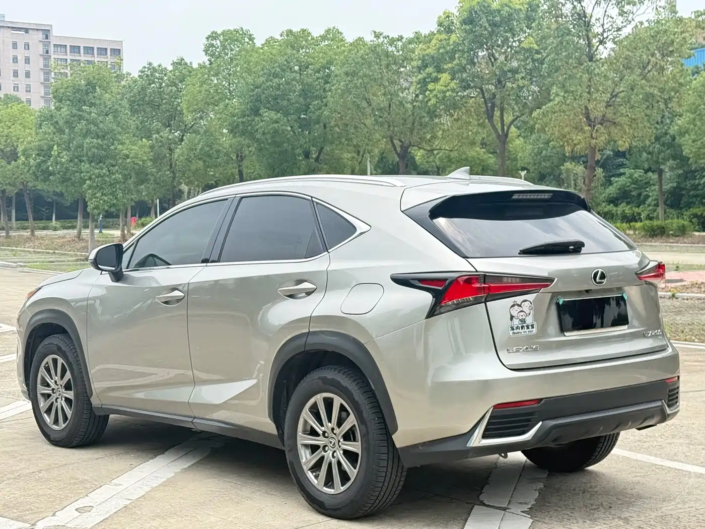Фото 4 - Lexus NX