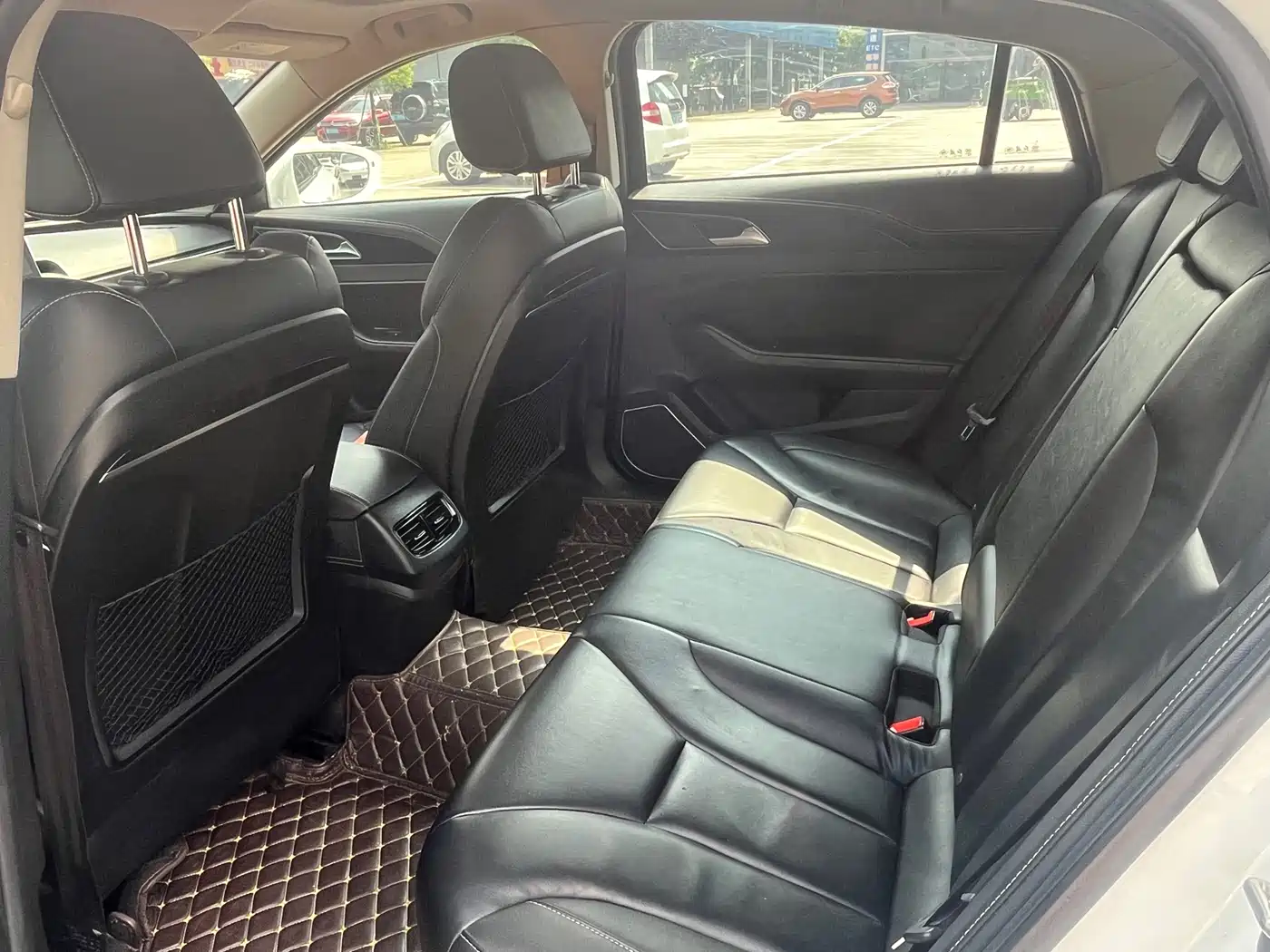 Hongqi H5 2018 2018 30TD Dynamic Edition