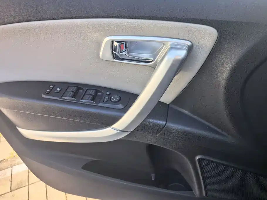 Besturn X80 2014 2013 2.0L Automatic Luxury Type