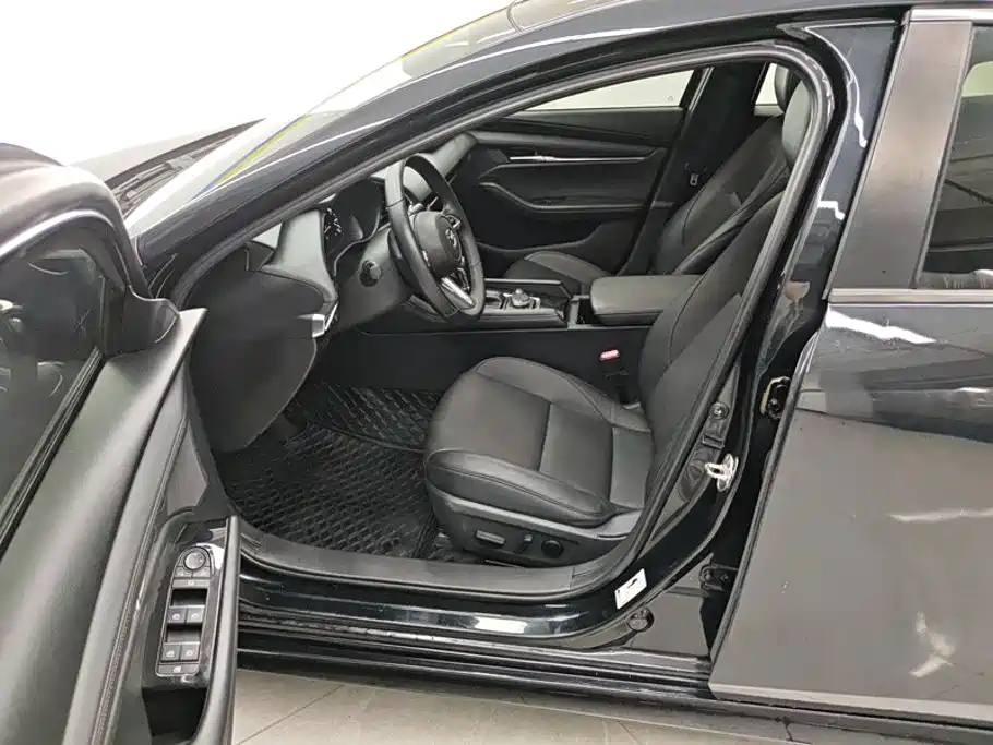 Mazda Axela, миниатюра 9