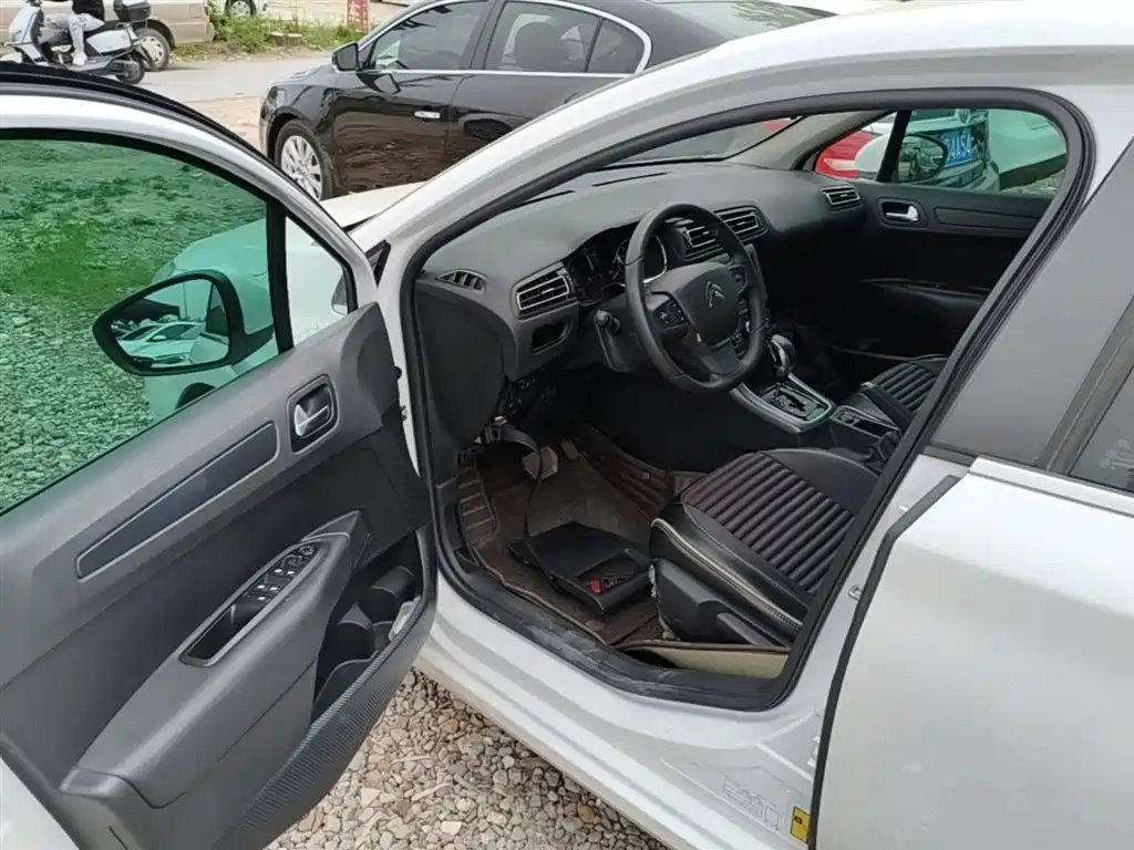 Citroën C4 C-Quatre 2019 2018 1.6L Auto Luxury