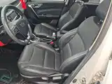 Фото 15 - Geely Vision X3