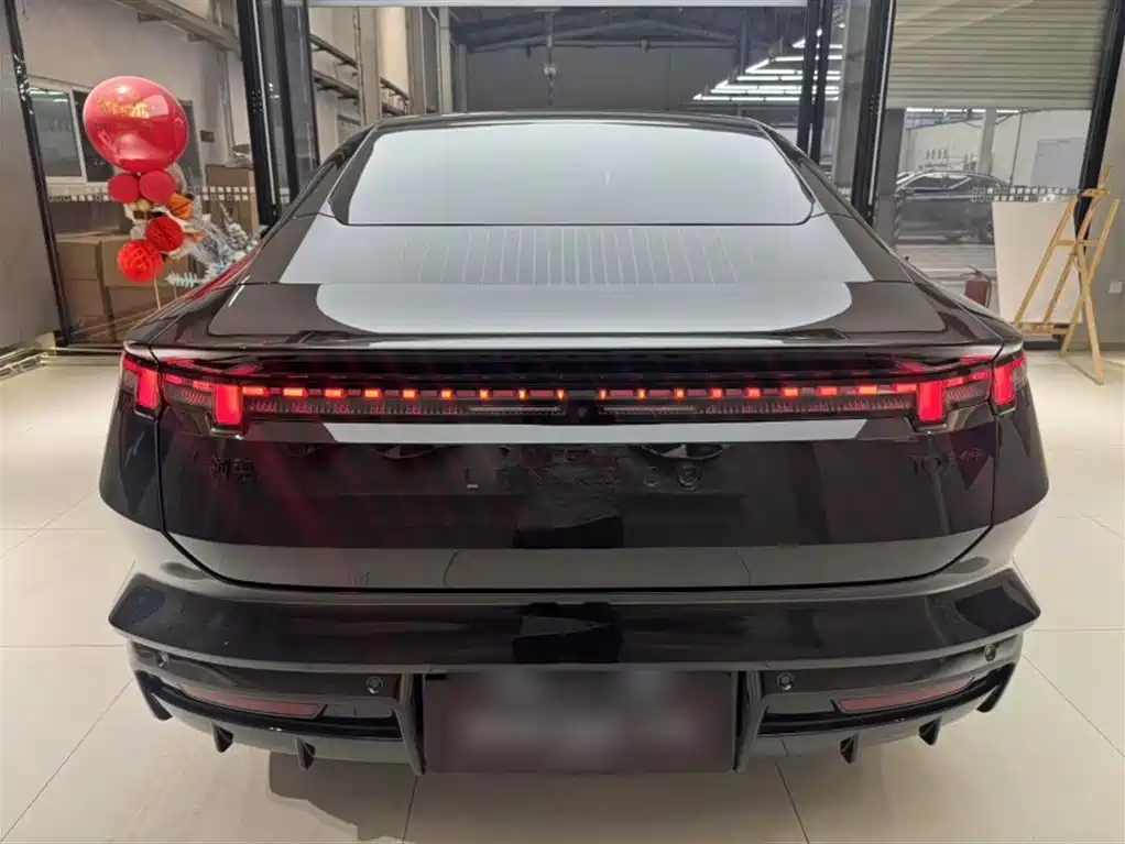 Lynk & Co 10 EM-P 2025 Model 120km Base Version фото 14