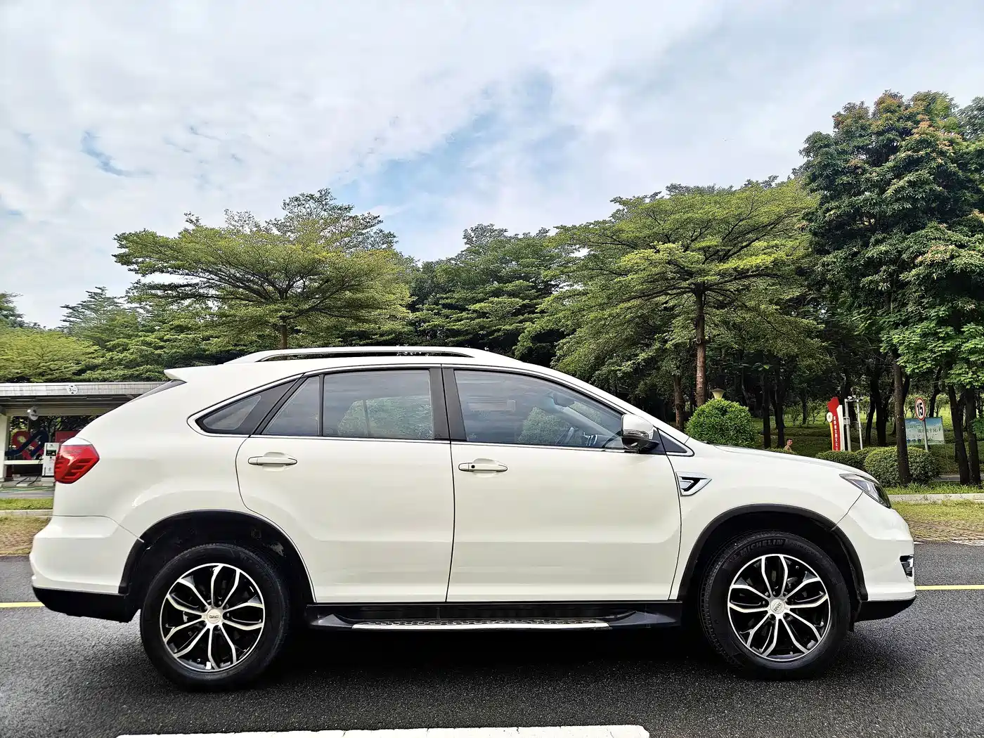 BYD S7 2015 2015 2.0T Upgrade Automatic Flagship