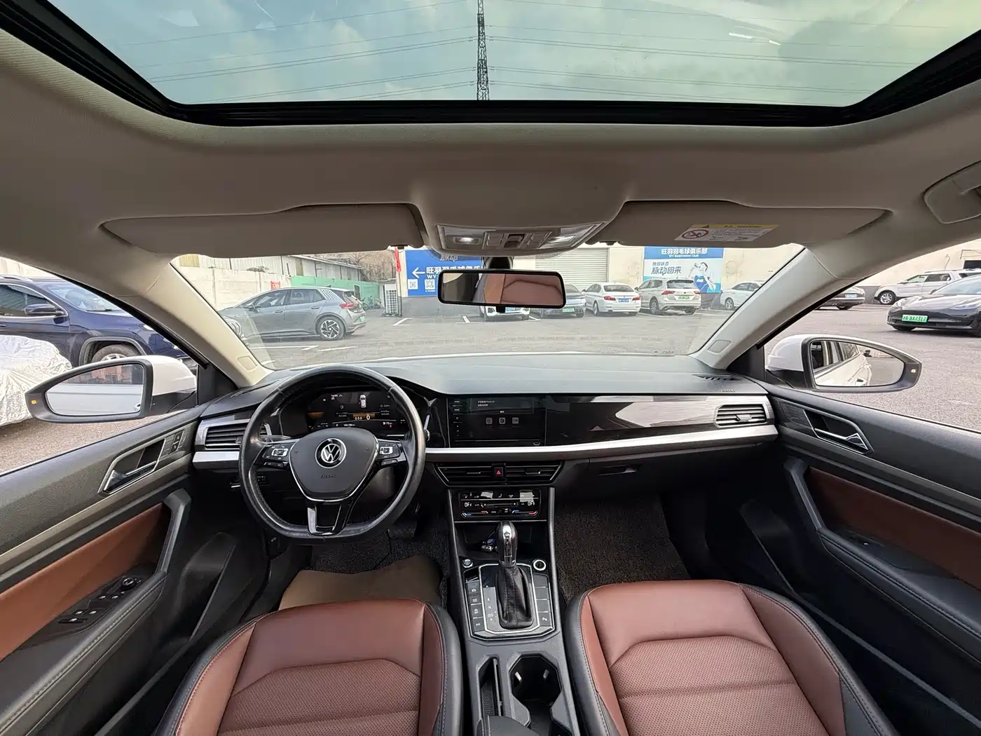 Volkswagen Lavida 2022 280TSI DSG Luxury Edition фото 4