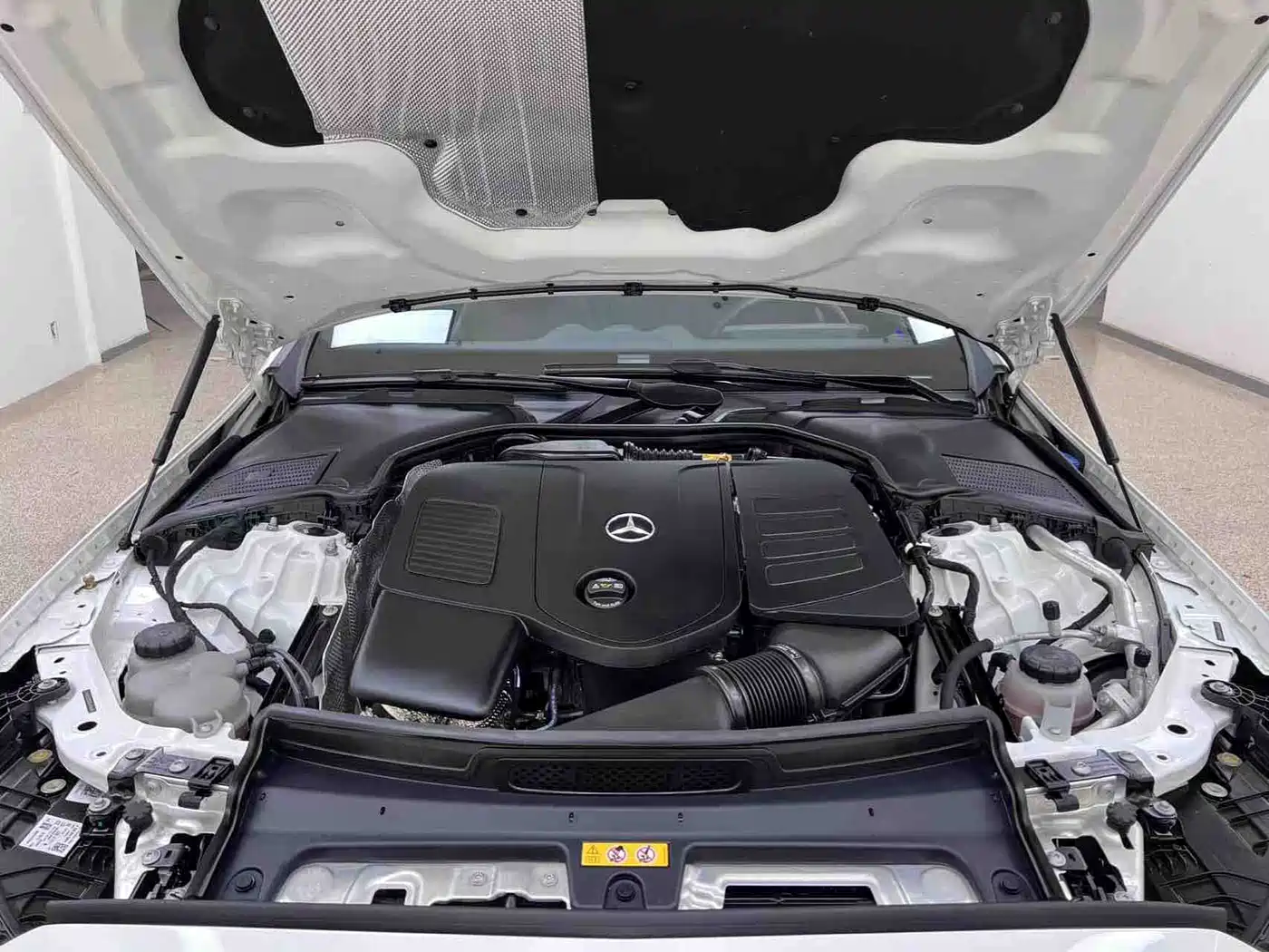 Mercedes-Benz C-Class 2024 C 260 L Night Edition Sport фото 21