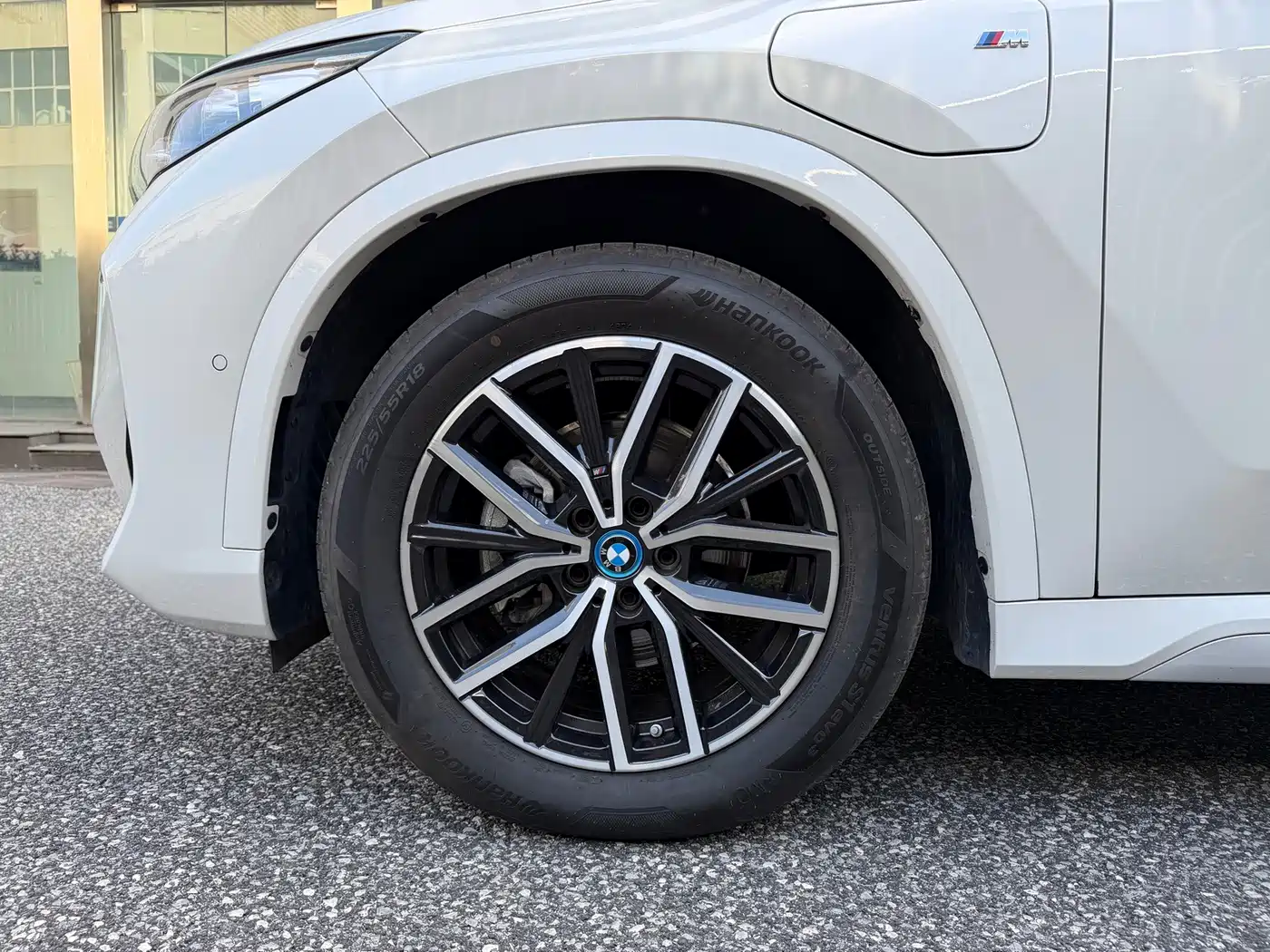 BMW iX1 2025 2025 eDrive25L M Sport Package