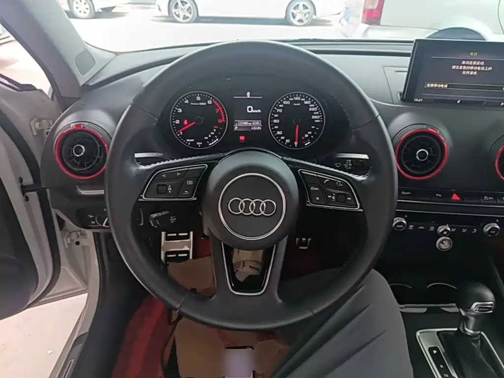 Фото 11 - Audi A3