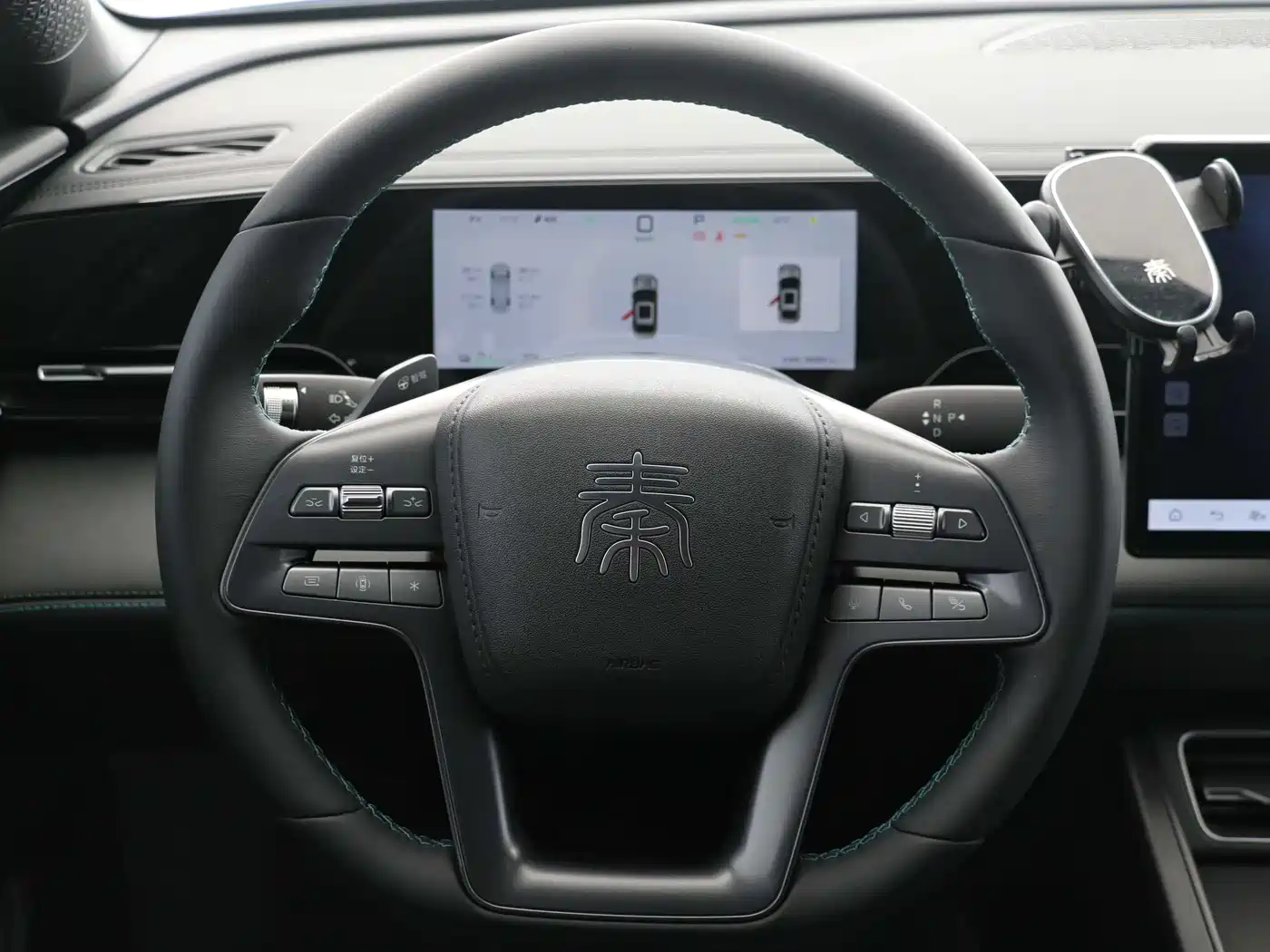 BYD Qin L 2025 EV 470KM Leading Edition фото 6