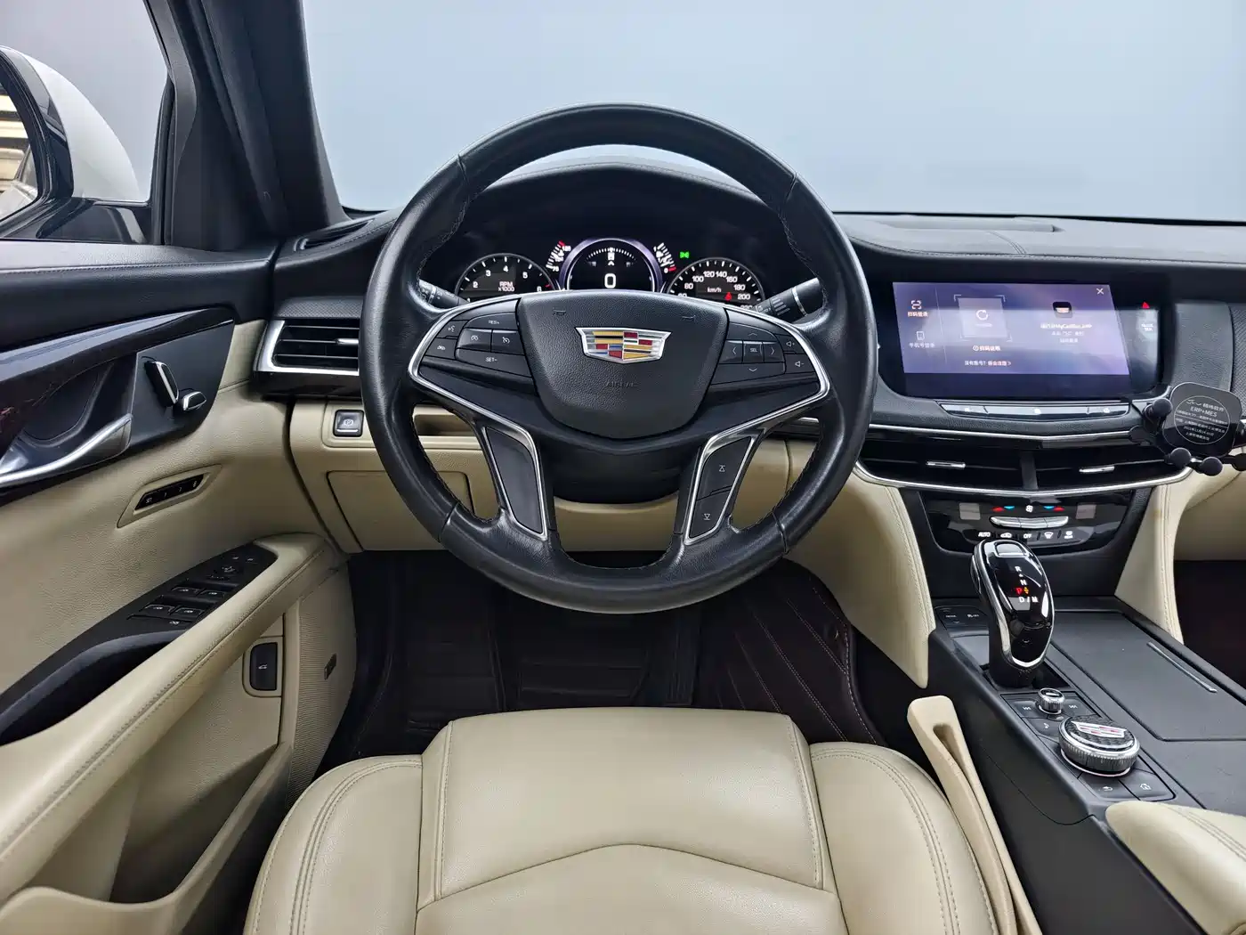 Cadillac CT6 2019 28T Fashion Model фото 13