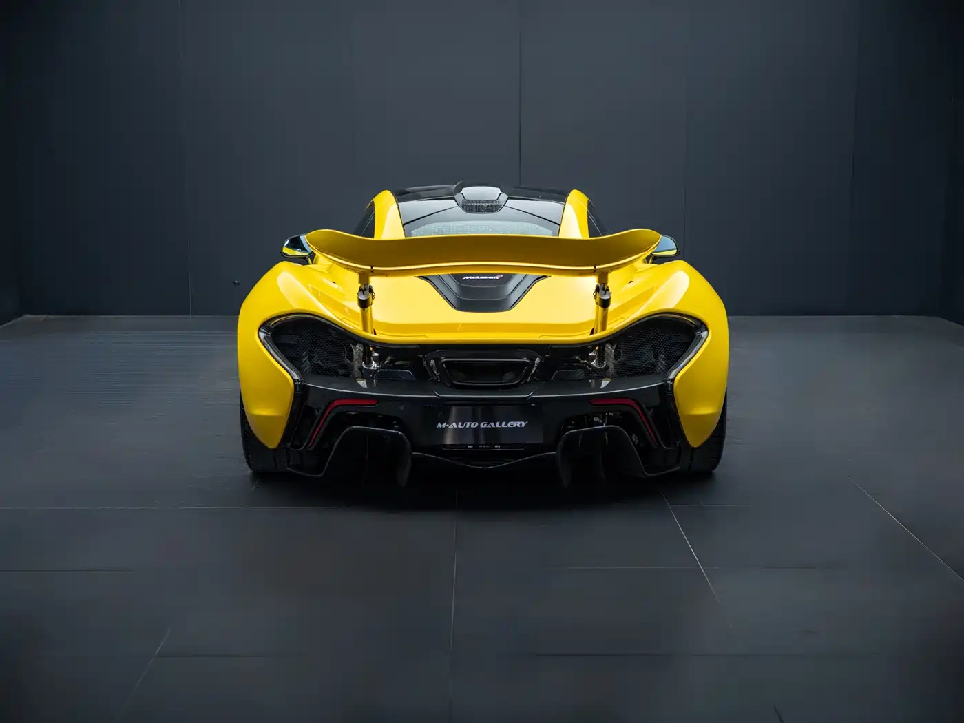 McLaren P1 2015 2014 3.8T Standard