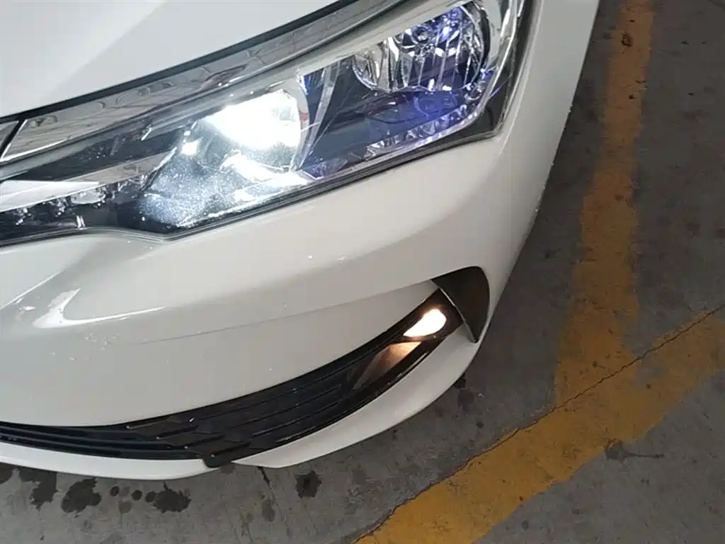 Toyota Corolla 2017 Facelift 1.2T S-CVT GL фото 24
