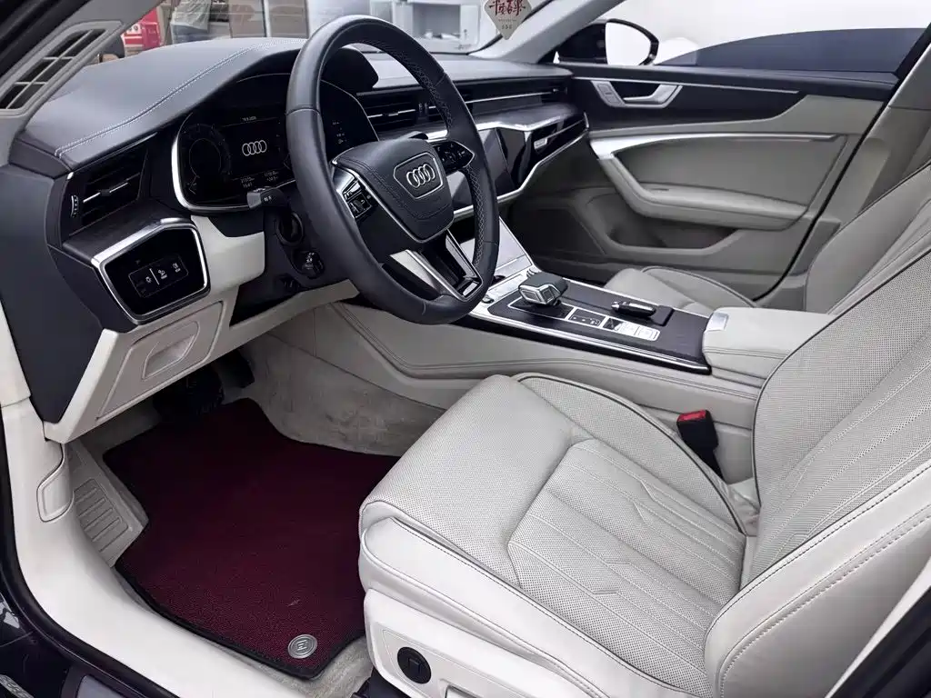 Photo 7 - Audi A6L
