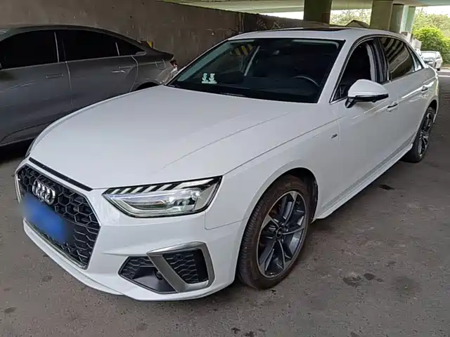 Audi A4L 2022