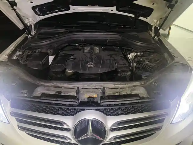 Mercedes-Benz GLE 2015 GLE 320 4MATIC — фото 3