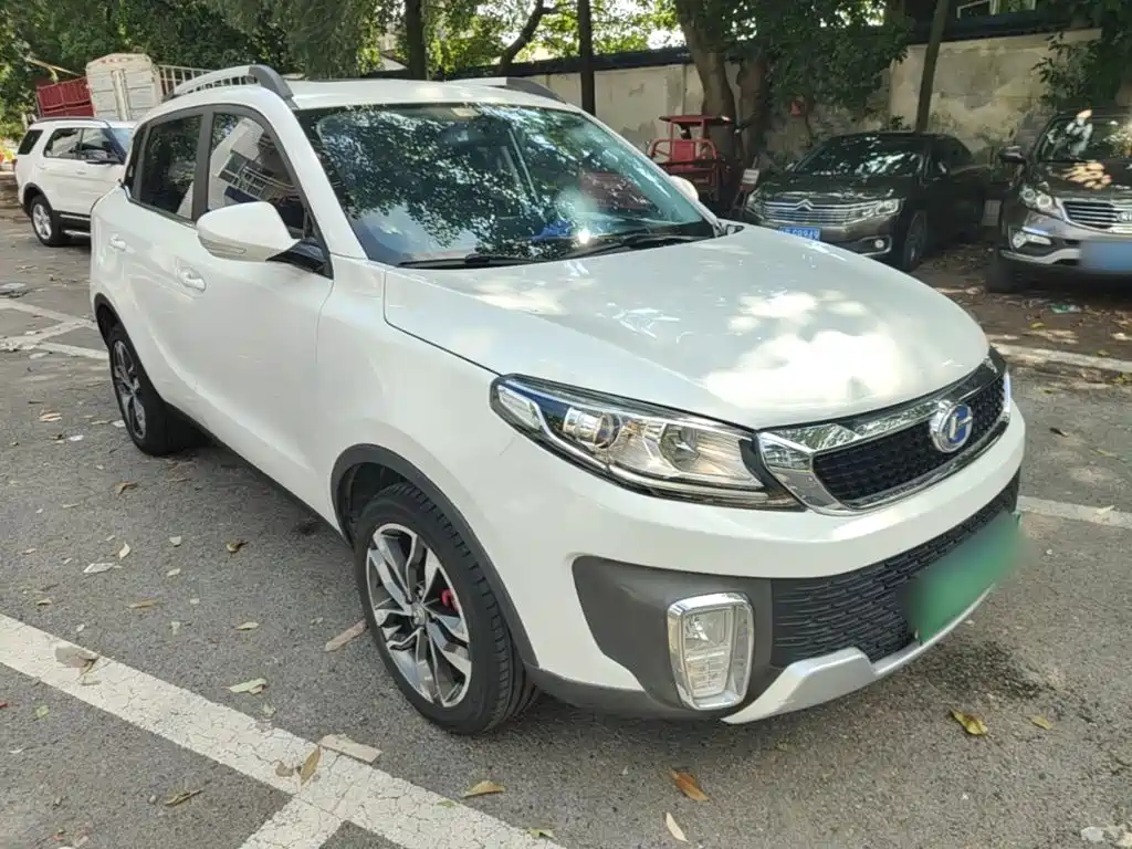BAIC Changhe Q35 2017 2016 1.5L Automatic Cool Edition