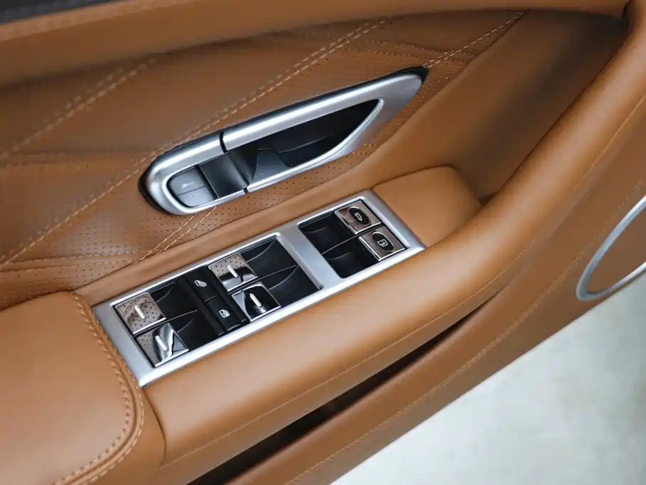 Photo 11 - Bentley Continental