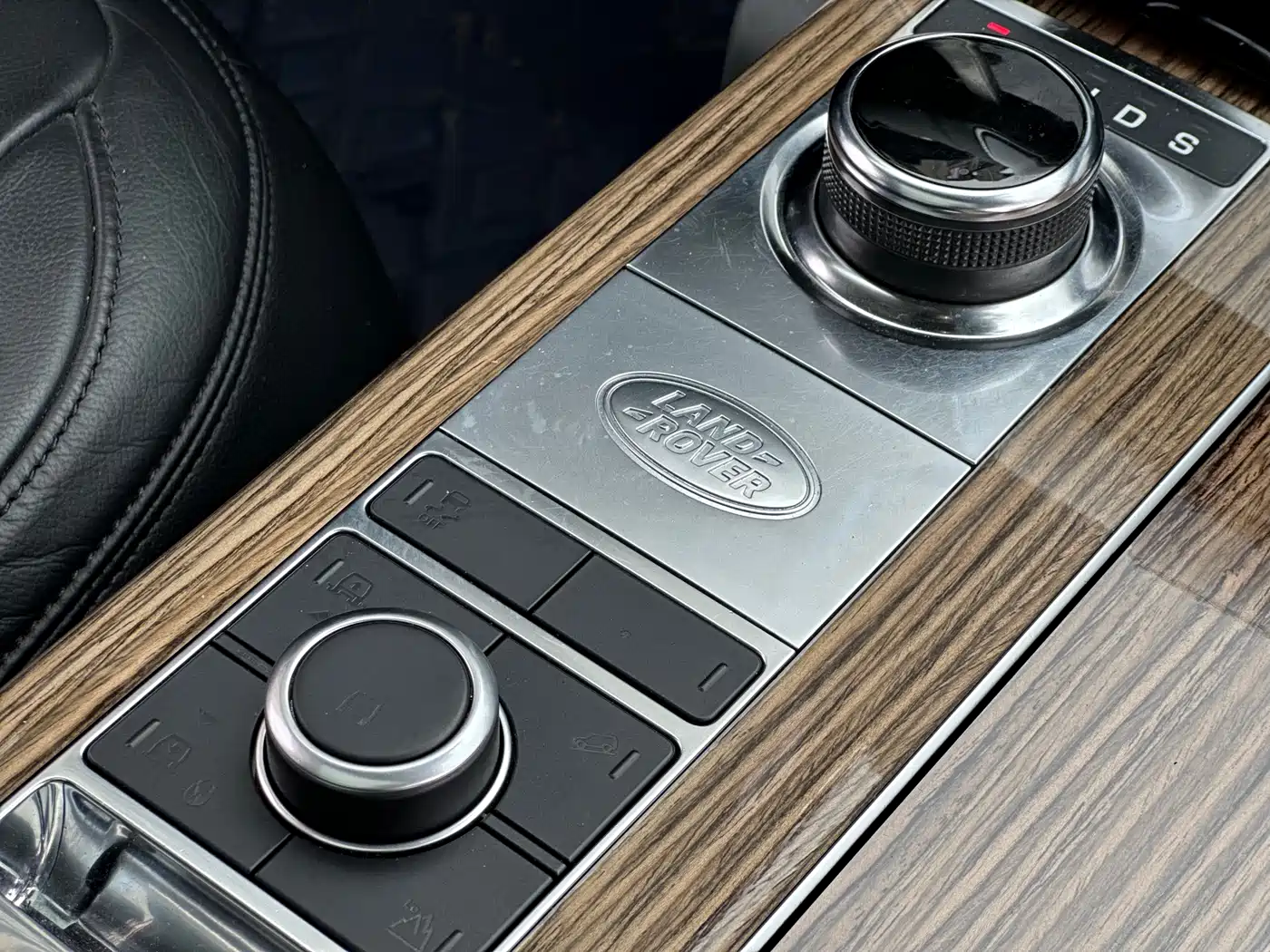 Land Rover Range Rover 2019 3.0 SC V6 Golden Age Edition фото 13