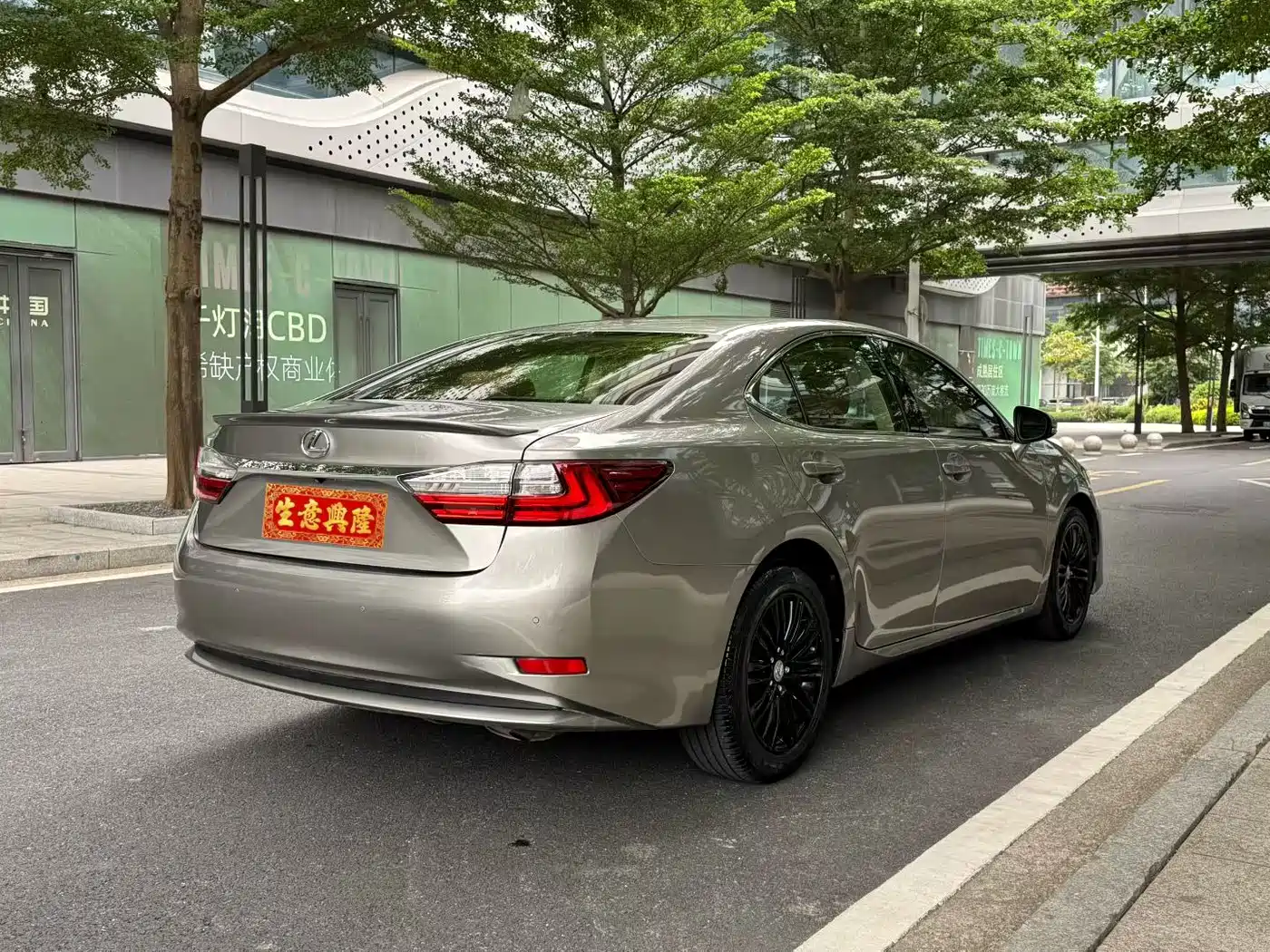 Lexus ES 2017 200 30th Anniversary Edition фото 4