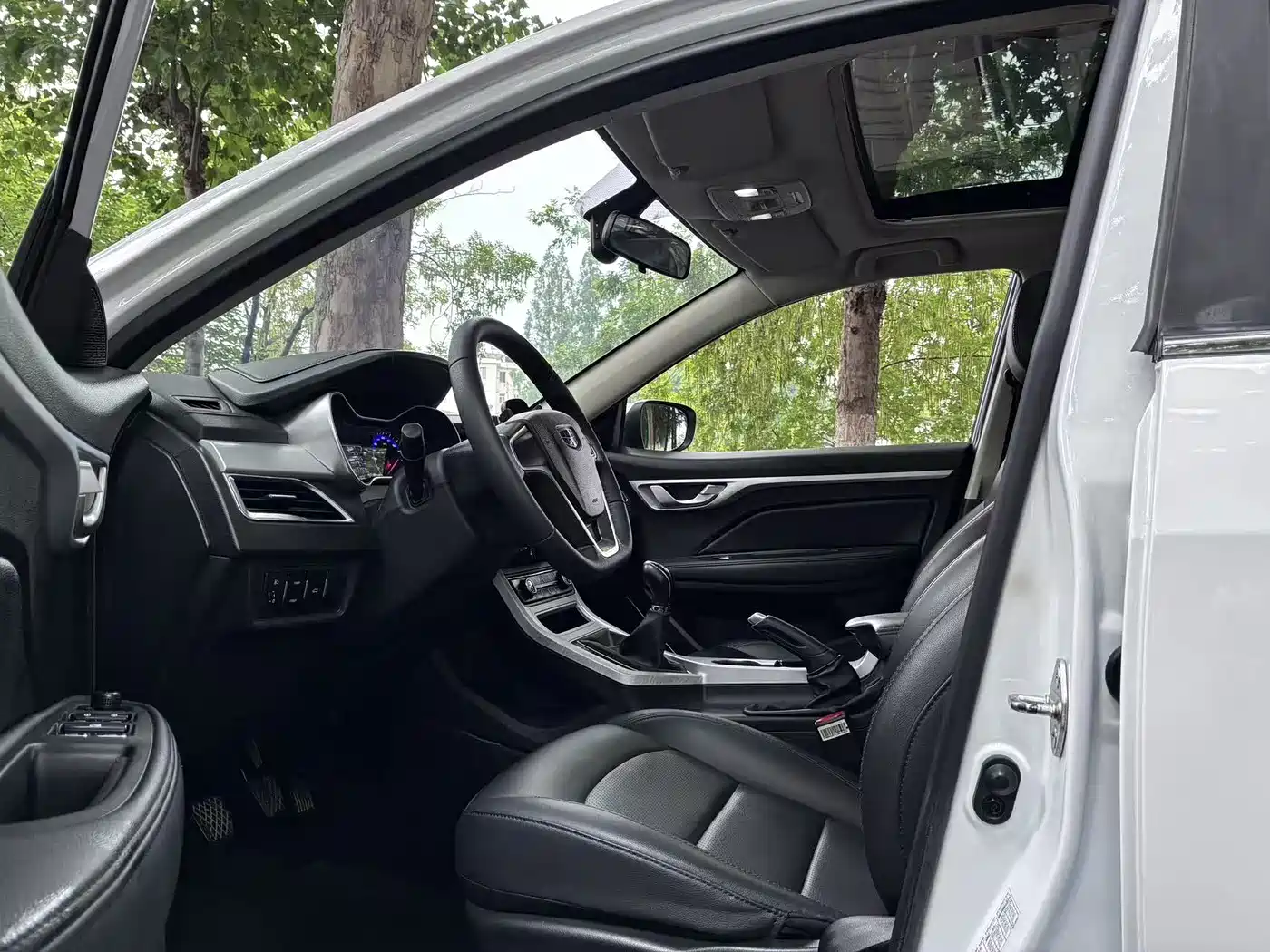 Geely Vision 2020 2019 Upgrade 1.5L Manual Luxury China V