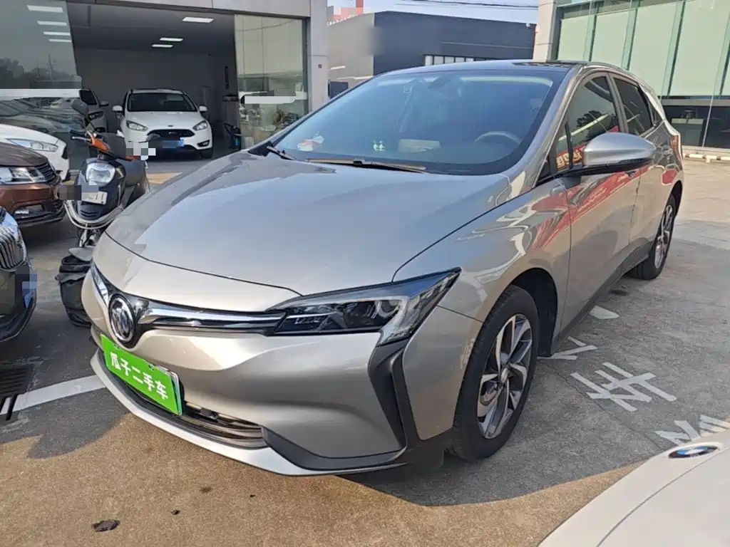 Similar car