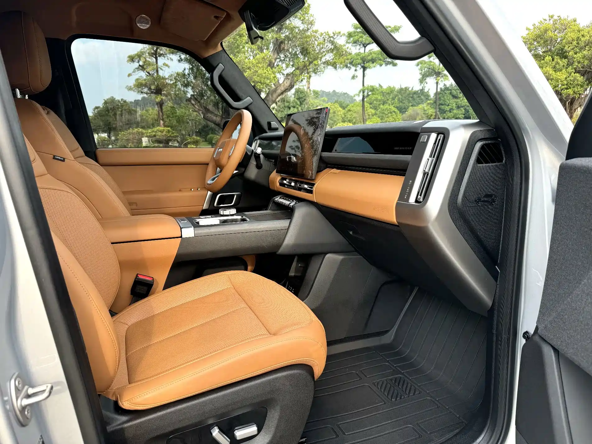 Фото 8 - iCAR V27