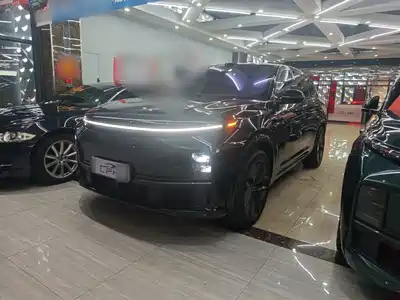 Li Auto L7