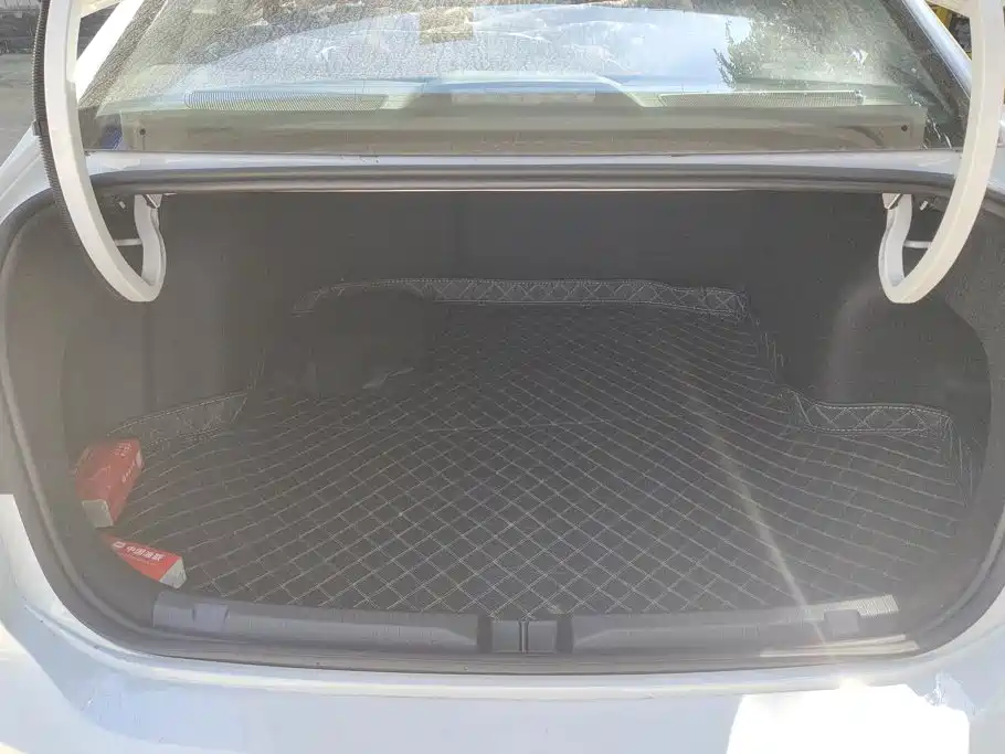 Фото 4 - Volkswagen Lavida