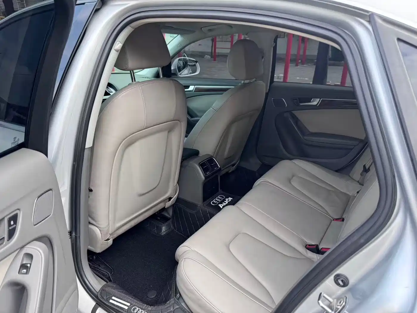 Audi A4L 2011 2011 2.0 TFSI Luxury