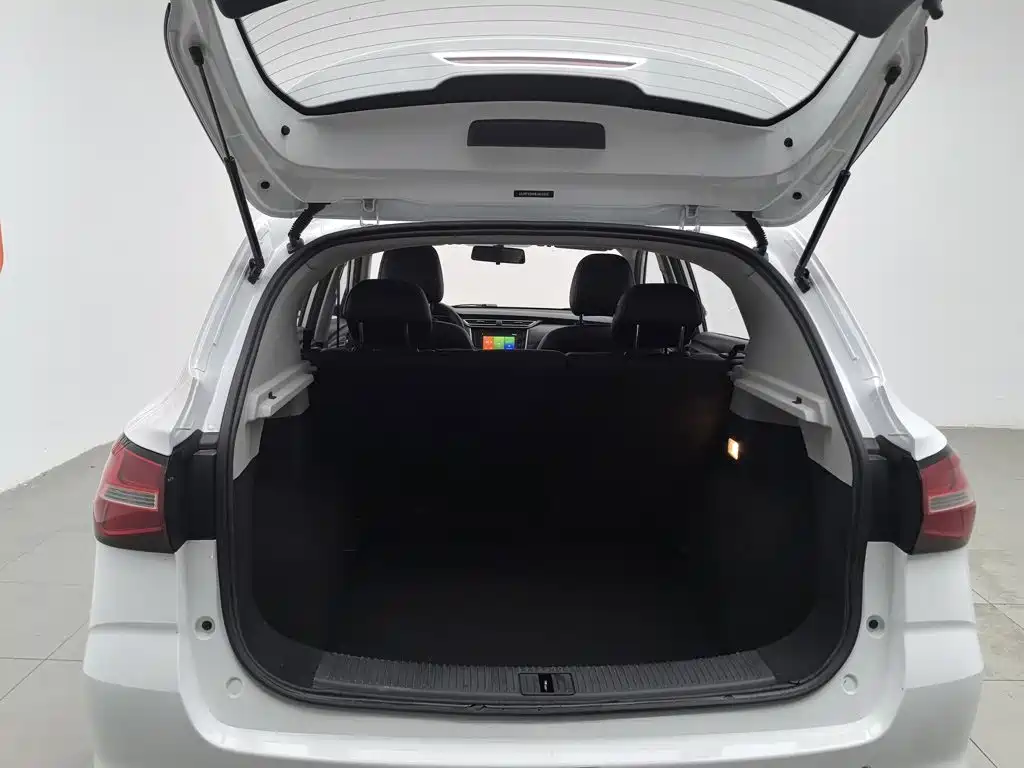 Roewe RX3 2019 2018 1.6L Manual Flagship