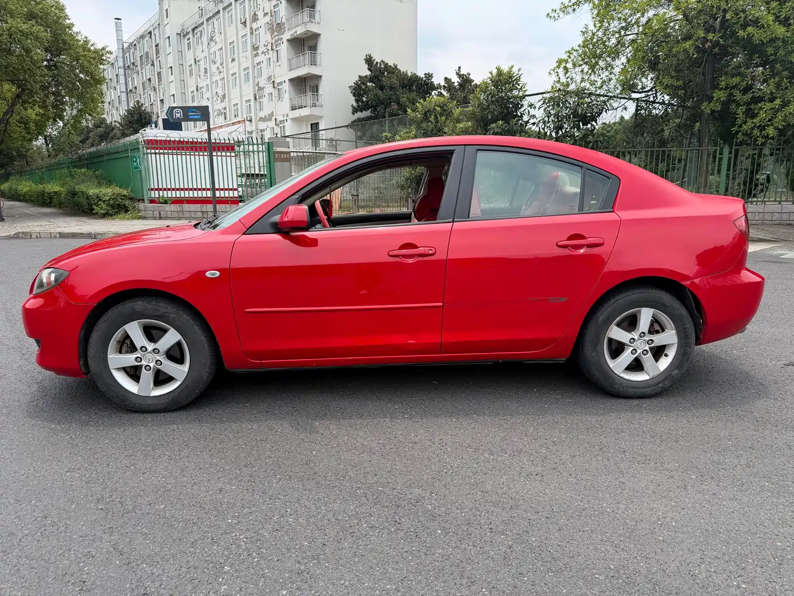 Фото 4 - Mazda 3