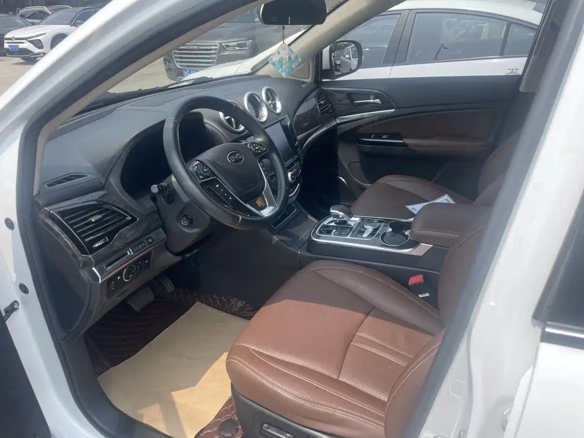 BYD Tang New Energy 2017 2015 2.0T 4WD Flagship