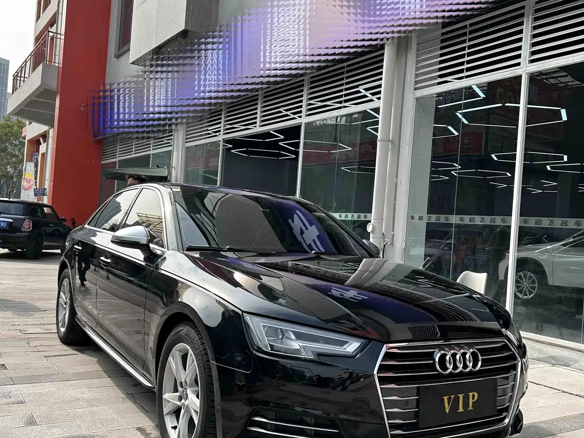 Audi A4L 2018 30th Anniversary 40 TFSI Progressive фото 3