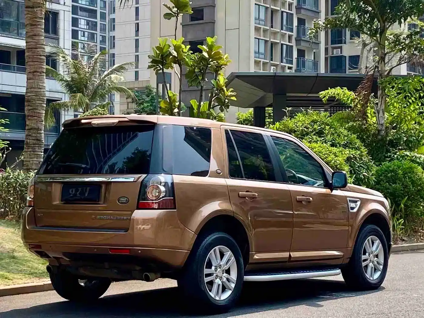 Land Rover Freelander 2 2014 2.0T Si4 SE Gasoline Edition фото 16