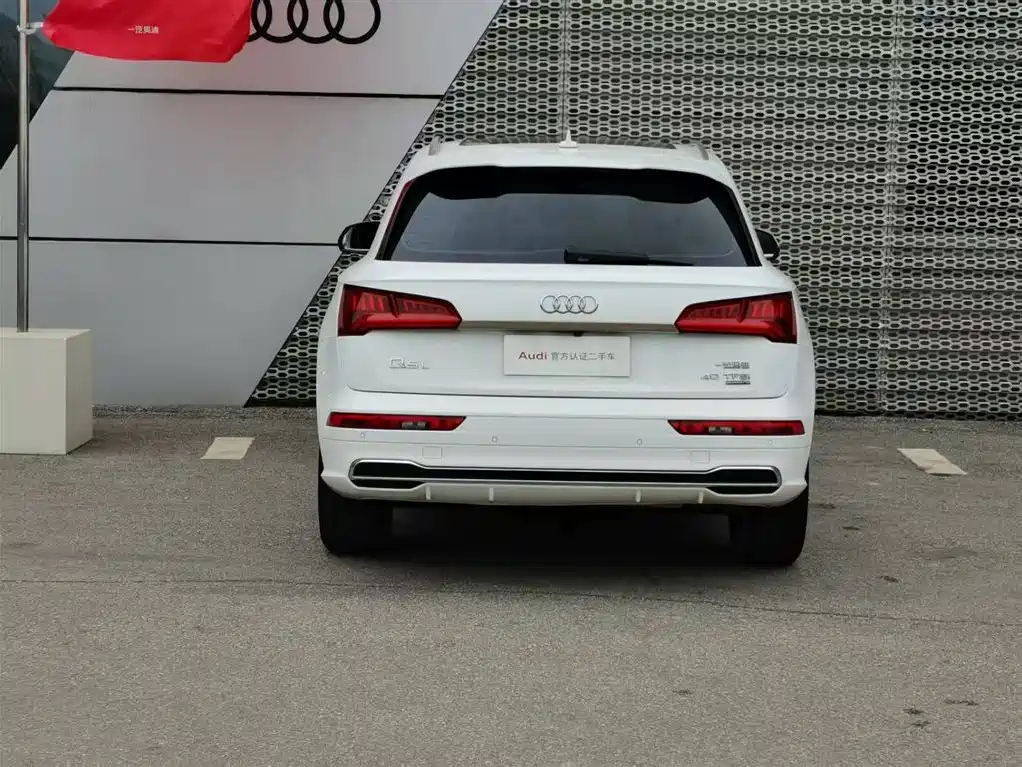Audi Q5L 2018 40 TFSI Prestige Fashion (China V) фото 6