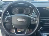 Фото 3 - Geely Coolray