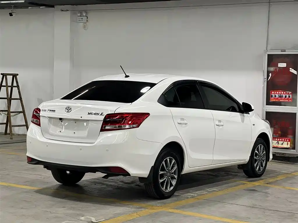 Toyota YARiS L Zhi Xiang 2022 1.5L CVT Leading PLUS Edition фото 5