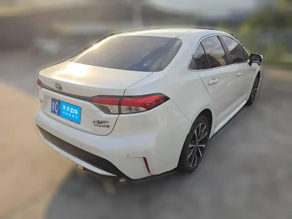 Photo 2 - Toyota Levin