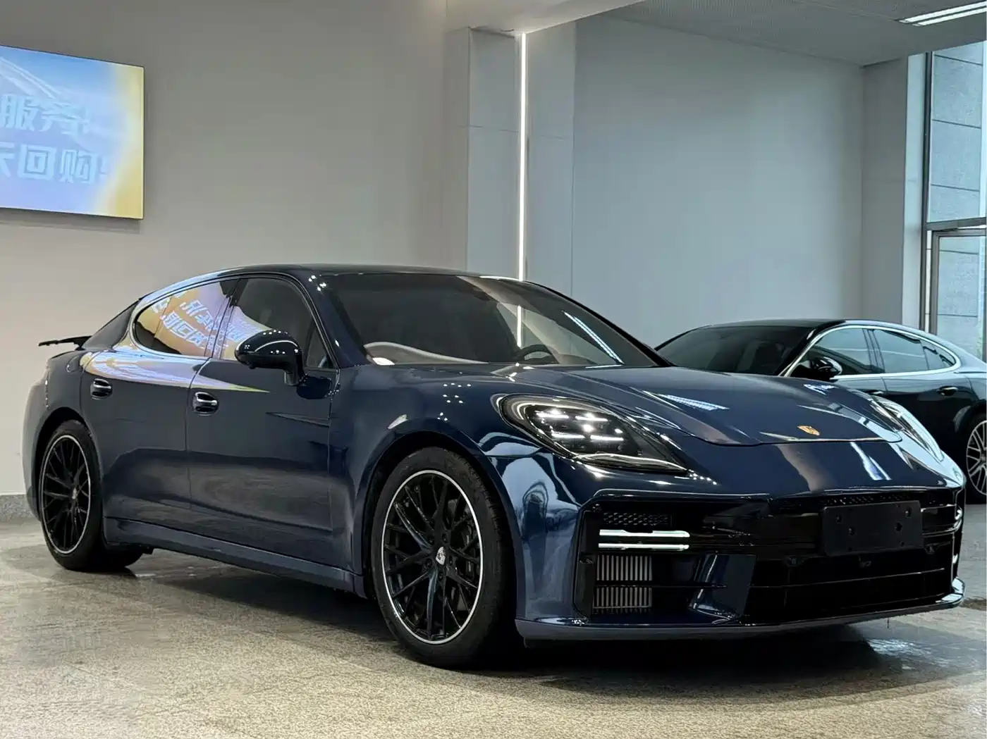 Porsche Panamera 2014 Panamera 3.0T фото 3