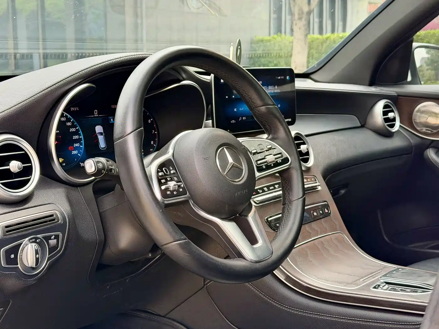 Mercedes-Benz GLC 2020 GLC 260 L 4MATIC Luxury фото 13