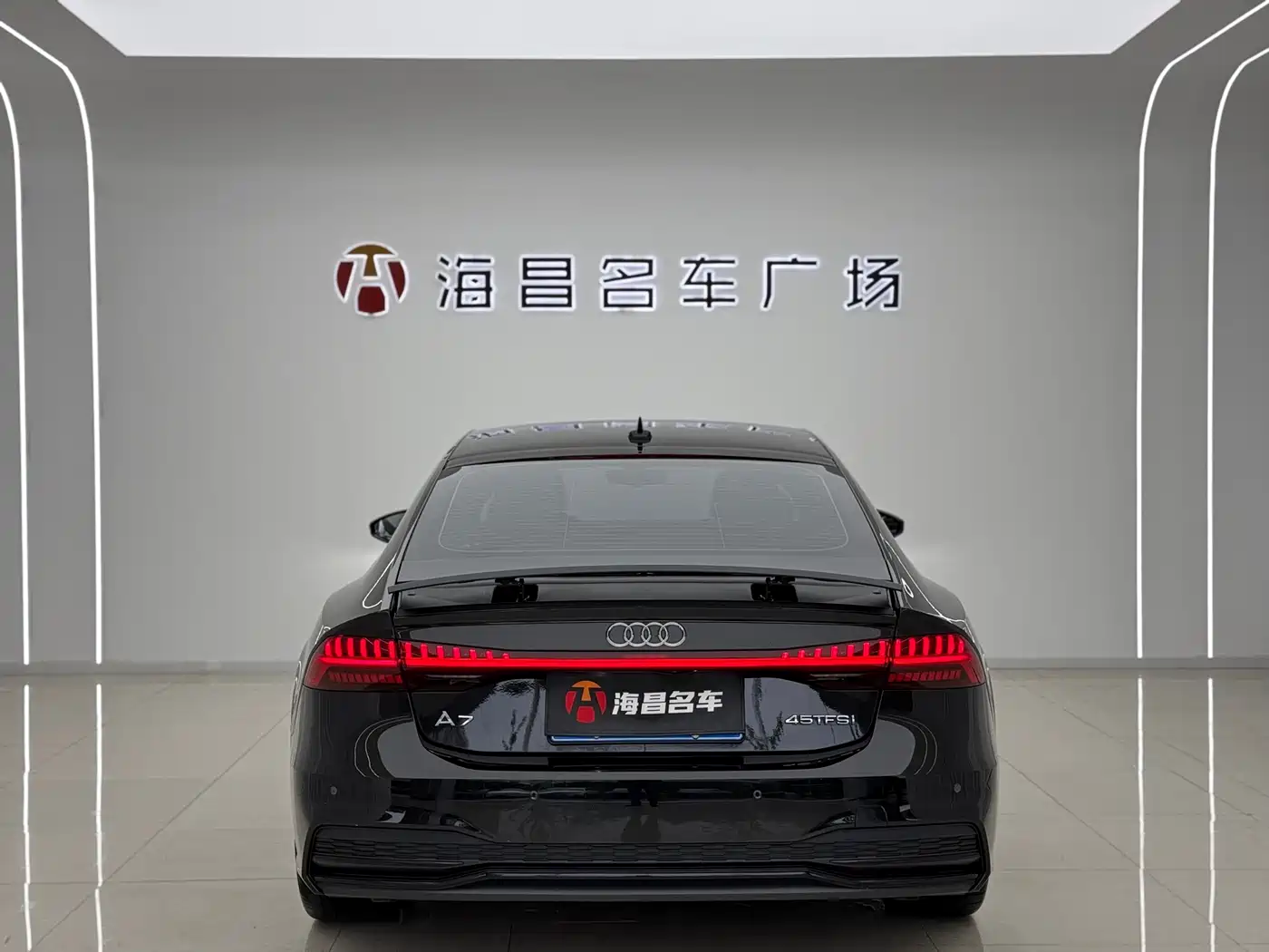 Audi A7 2024 45 TFSI Premium Selection фото 8