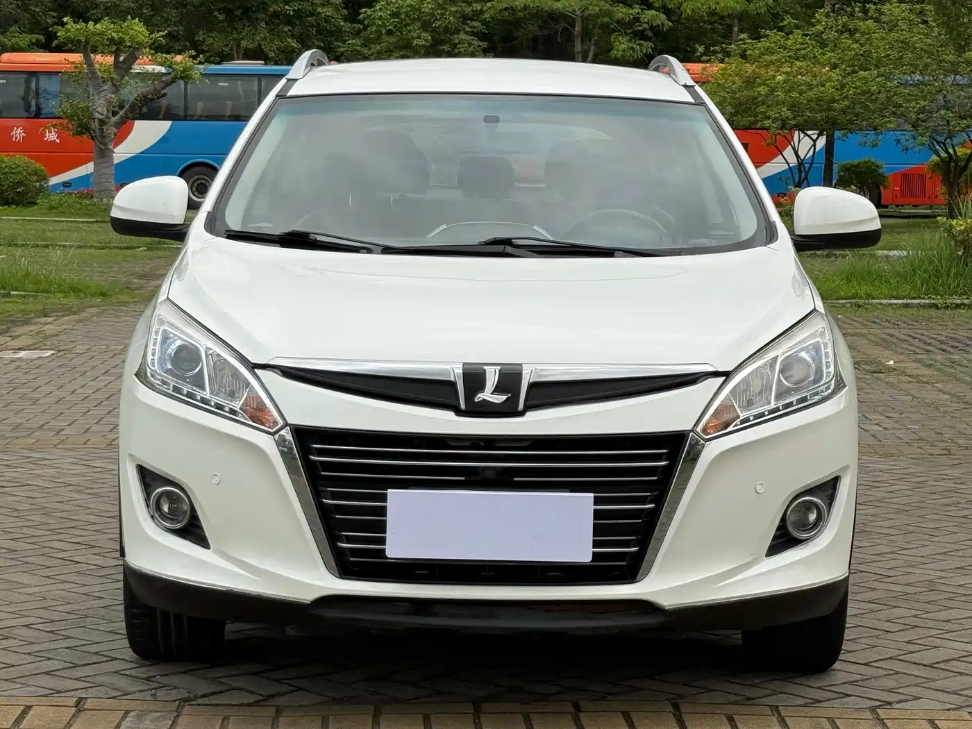 LUXGEN EXCELLENT 6 SUV