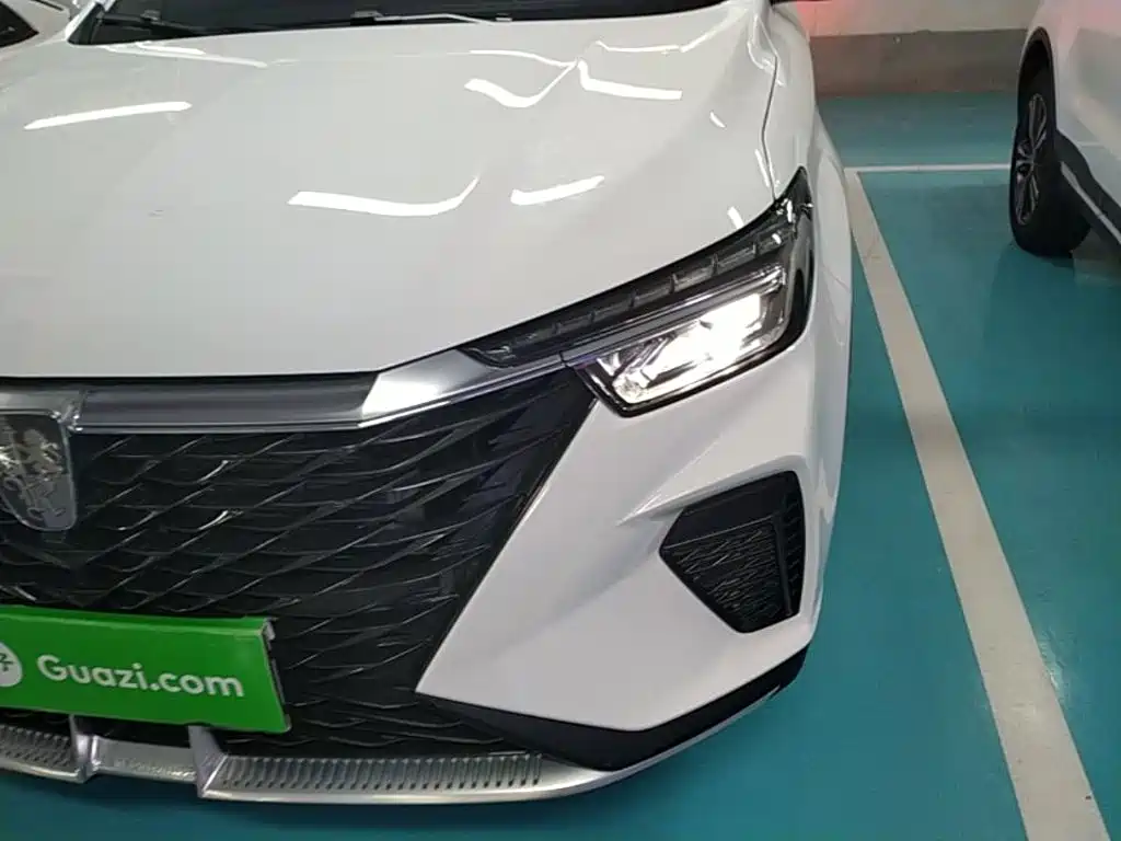 Roewe RX5 2025 2025 PLUS 330TGI Auto Trend-Setting Smart Edition