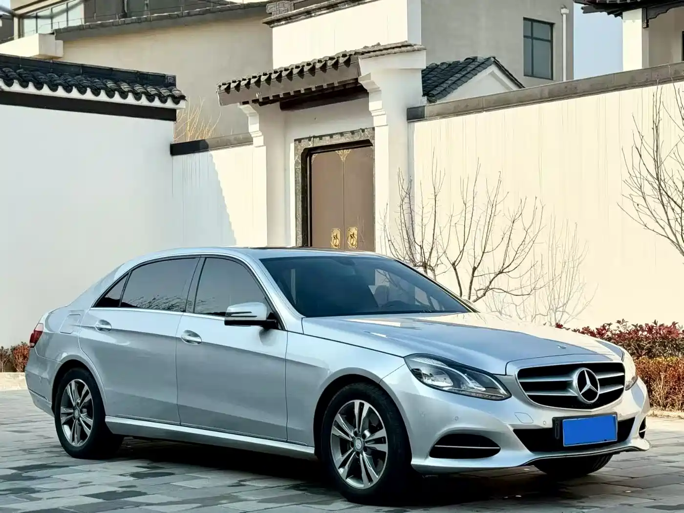 Mercedes-Benz E-Class 2014 E 260 L Sport фото 3